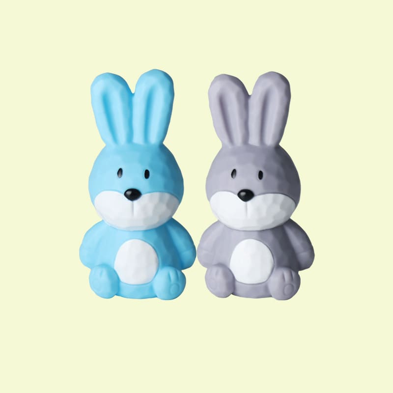 JUGUETE CONEJO DE PLASTICO